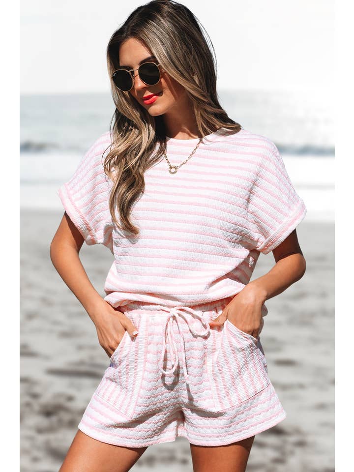 Aapparella - Vente Ensemble de vêtements d'intérieur – femme - Ensemble haut tricoté à rayures et short à cordon | S-XL