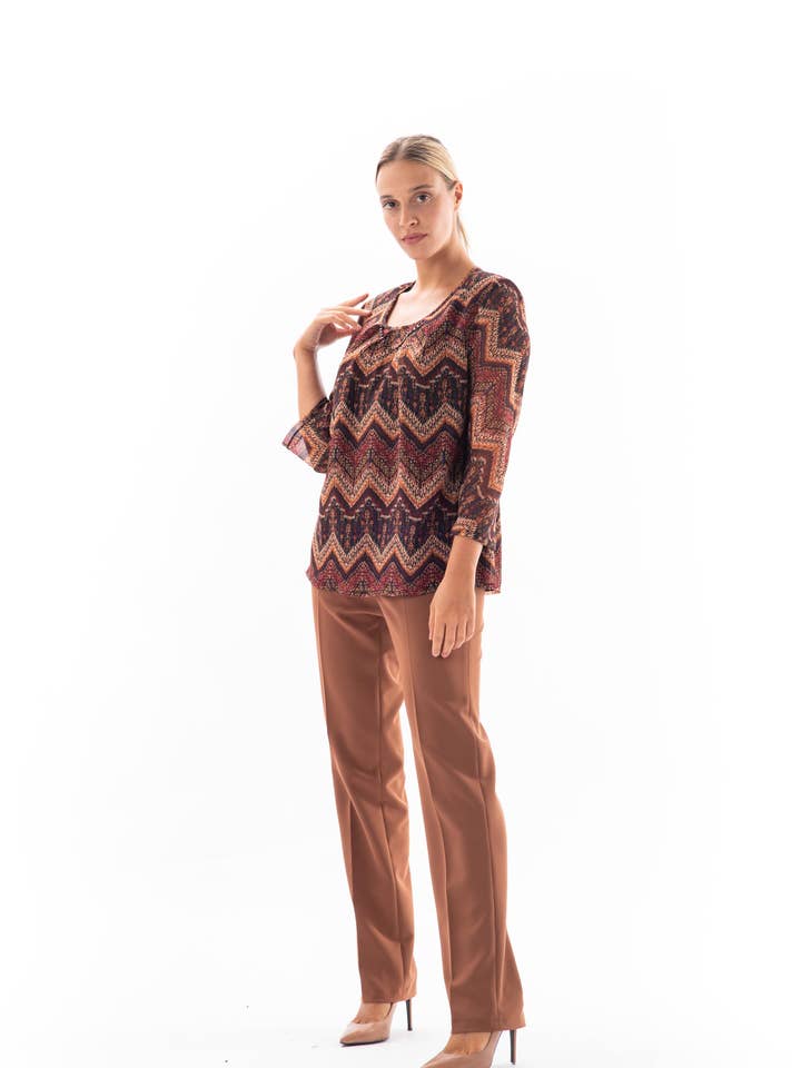 Blouse Florentine Pattern (Flamestich) Round Neckline for wholesale by VIDAL MODES