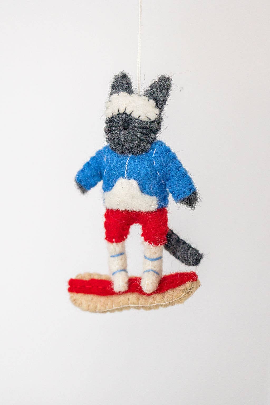 Nivas - Wholesale Ornament - Kerstkat Snowboarden Vilt Ornament0