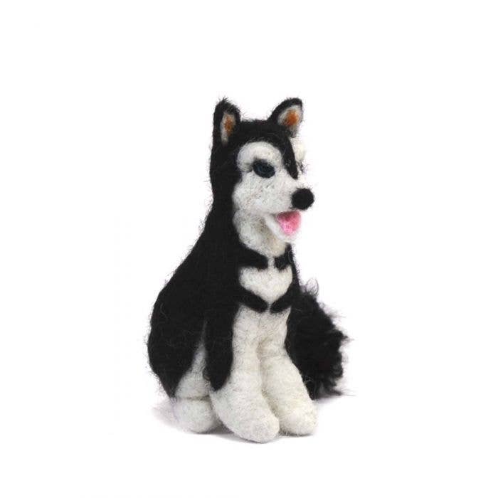 Lanart Alpaca – wholesale Decorative figurine – Husky Dog - Artisan Hand-Felted Alpaca Sculpture1