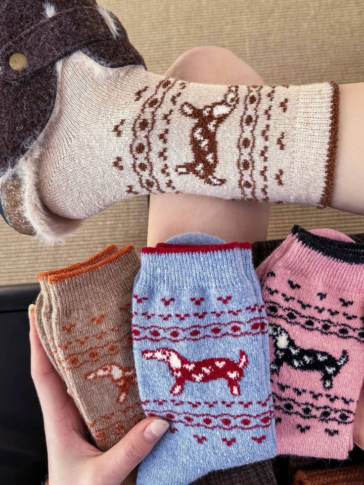Happy Knits - Wholesale Socks - Women's - Women's Wool Socks - Warm Dachshund Pattern Winter Socks24