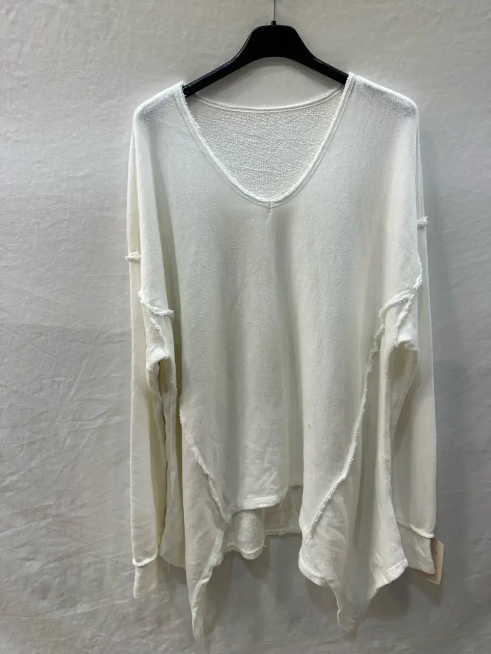 Mimi & Gogo - Wholesale Sweatshirt - Women's - Geometric cut sweatshirt @8963_SweatGeometique4