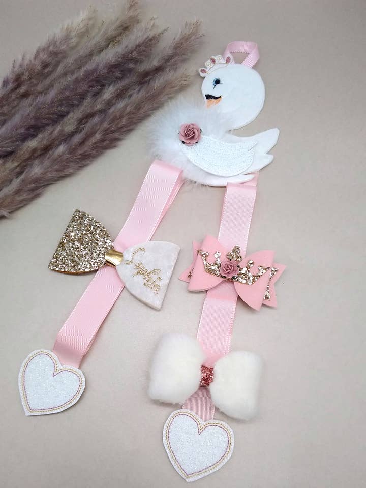 Luxe Swan Hair Strikhouder voor wholesale door Hair Candy Boutique