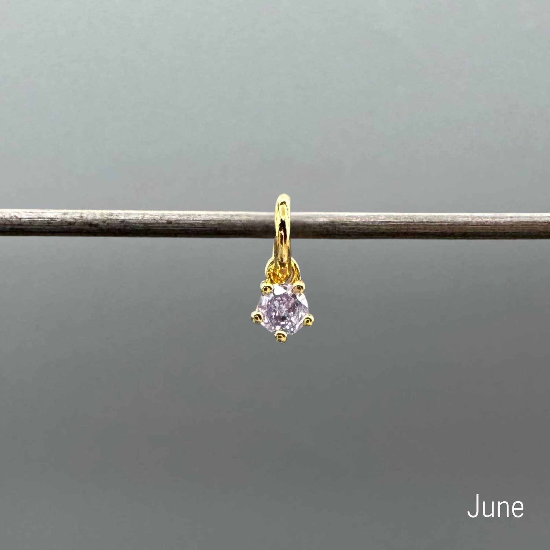 Something Silver - Vente Breloques/médailles personnalisées - Charms Mini Ronds en Or avec Pierre de Naissance5