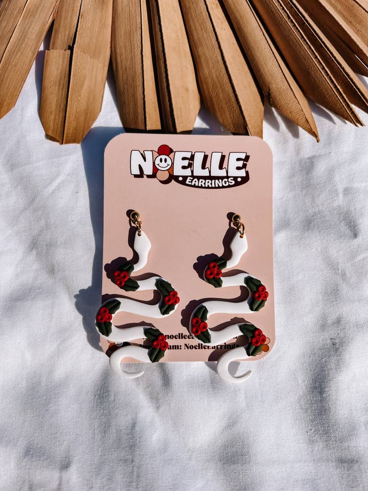 Holly Snake Ohrringe | Weihnachts-Tonohrringe für den Großhandel von Noelle Earrings