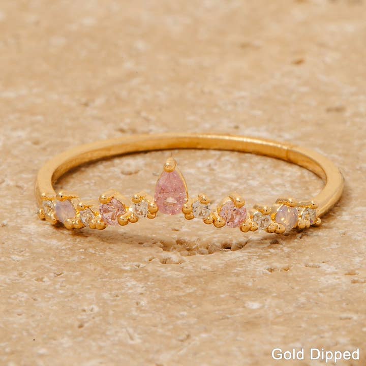 Anello a Fascia con Corona a Strati Cz Assortiti per la vendita all'ingrosso da parte di Anarchy Street