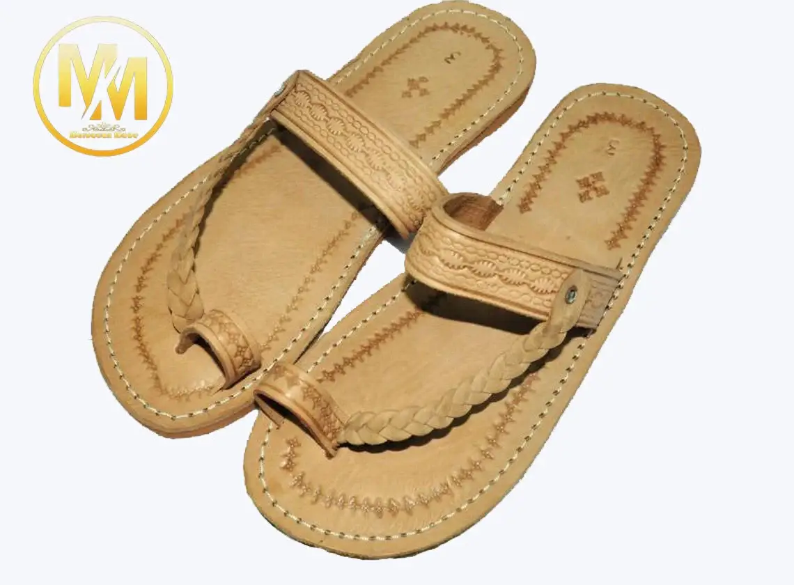 Hecho a mano - Wholesale Sandals - Women's - Beige sandals2