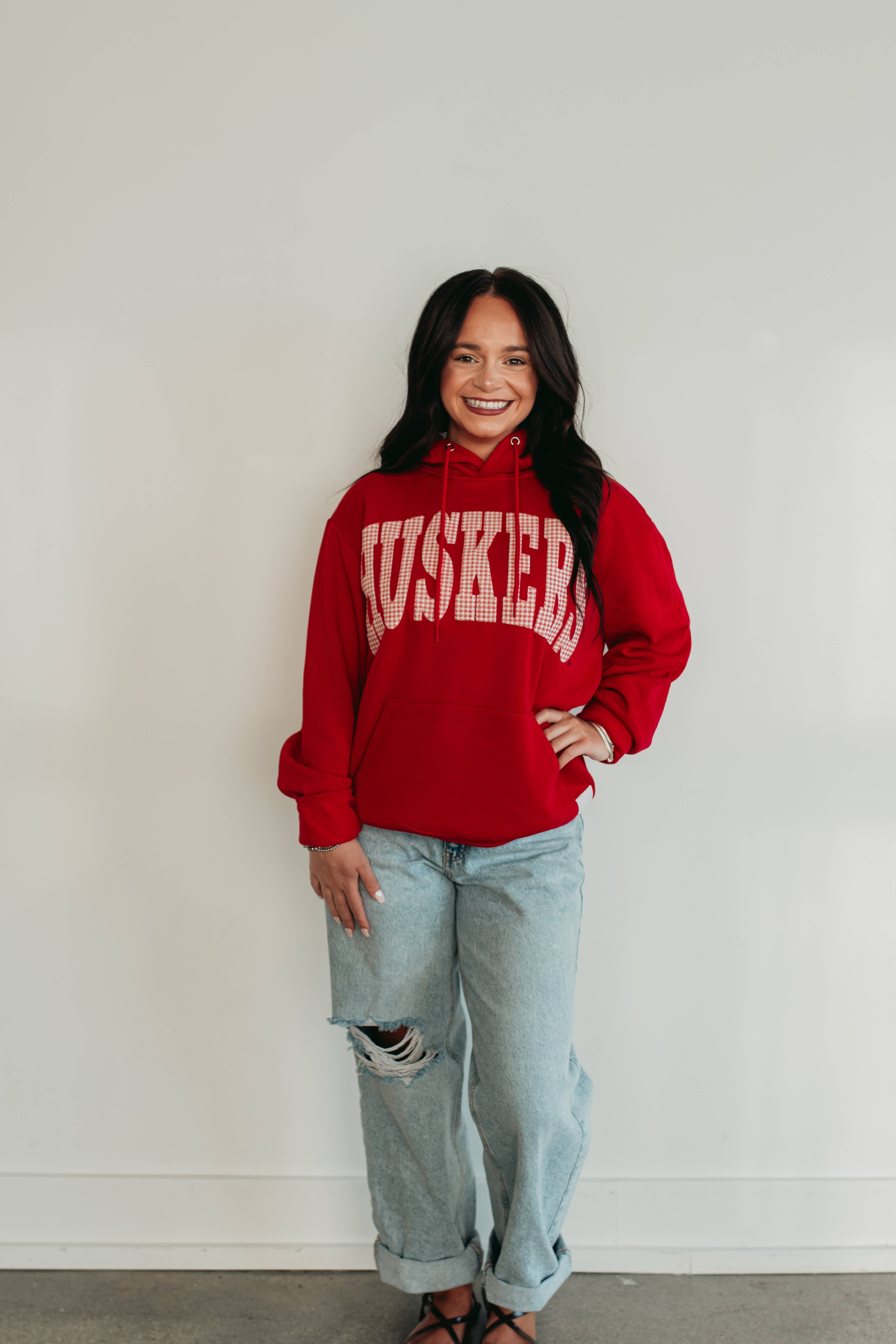 h.flynn - Wholesale Hoodie - Women's - RED HOUNDSTOOTH HUSKER APPLIQUE - RED HOODIE0