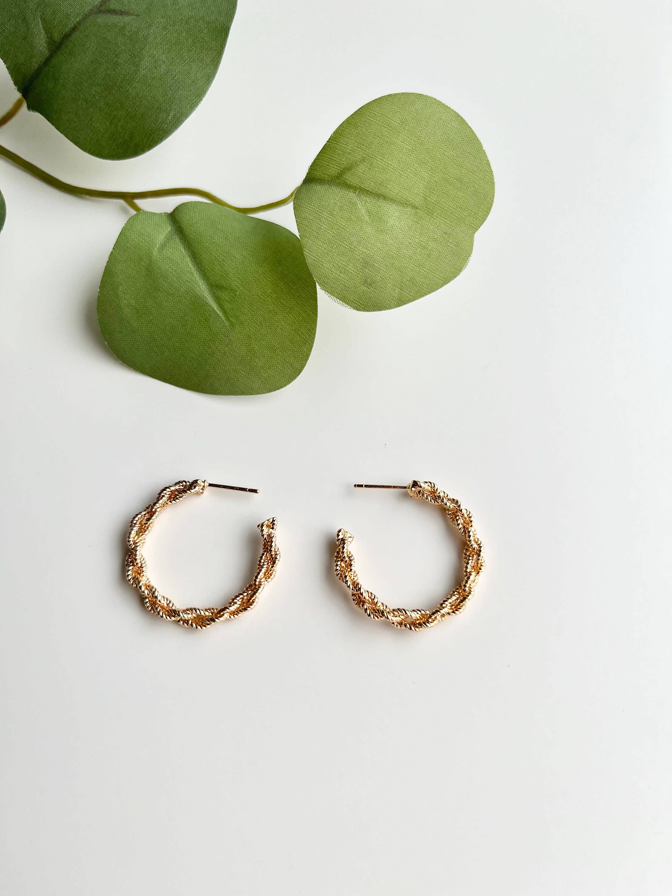 Mountain Marigold Jewelry – wholesale Hoop earrings – Chunky Gold Hoops, Large Gold Hoop Earrings, Hoop Earrings