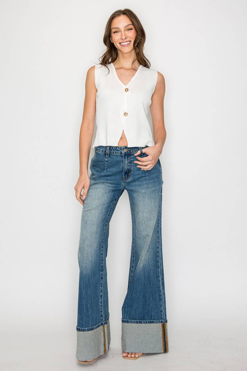 IVORY FINE KNIT BUTTONED SLEEVELESS TOP W1557TIA  for wholesale on Faire5