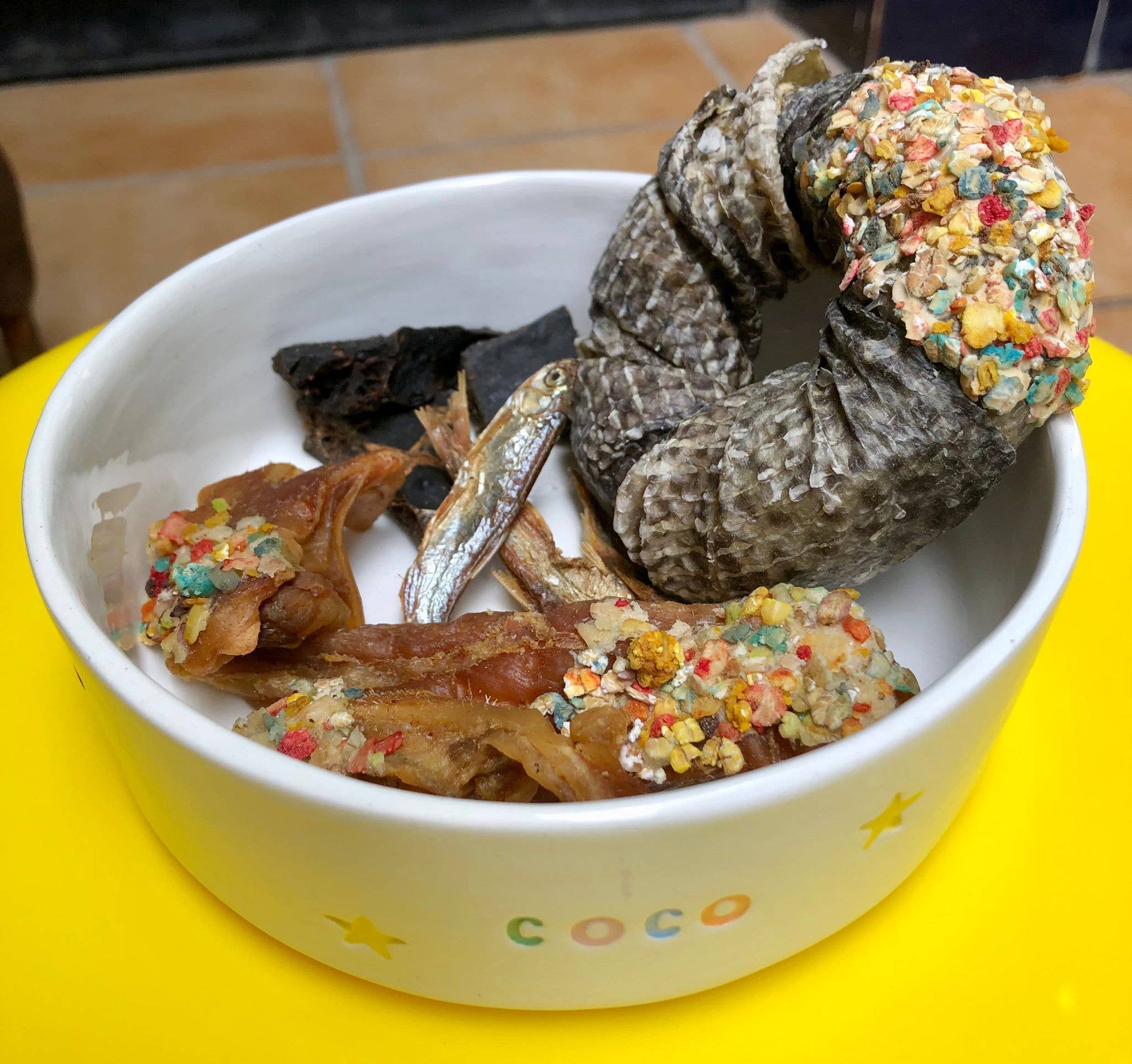 Belpharmed bv: Cooka's Cookies & Sensidog - Wholesale Pet Treats - Dog - Candy Crush Pack - Dried Meats & Fish With Dogfetti8