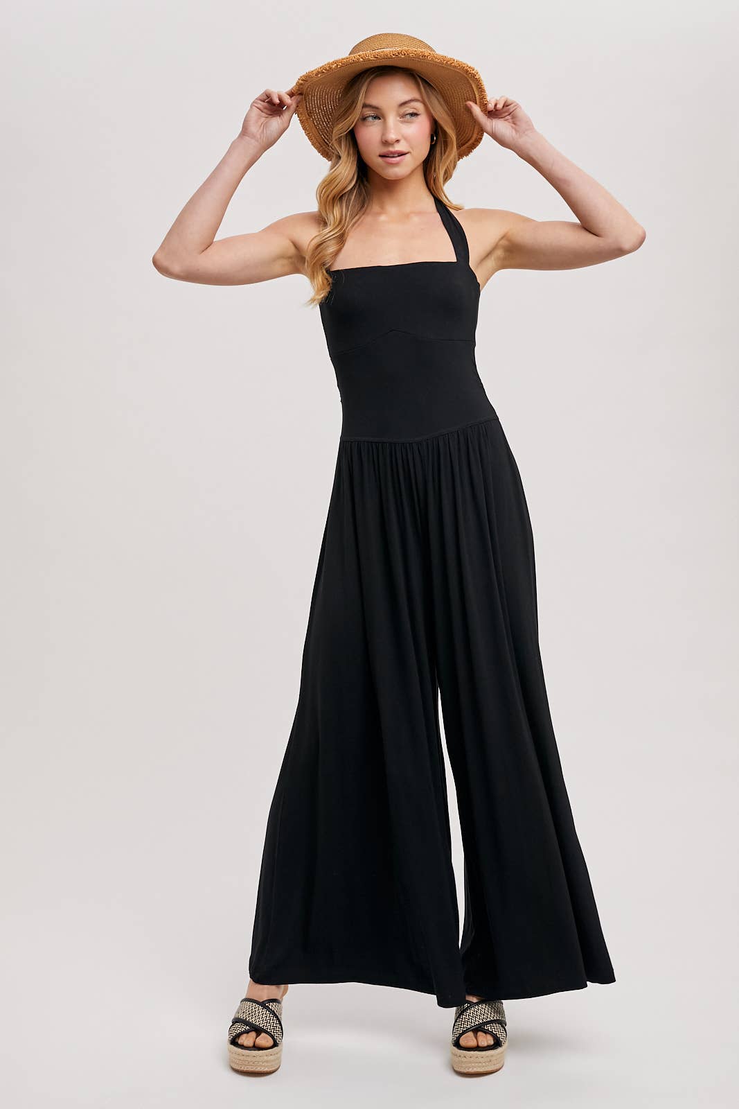 Bluivy – wholesale Jumpsuit – Women's – HALTER TIE-BACK CLOSURE SQUARE NECK WIDE LEG JUMPSUIT1