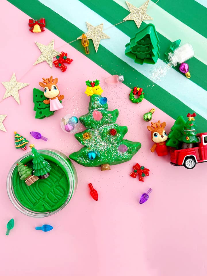 Kit da gioco KidDough per potare un albero per la vendita all'ingrosso da parte di Earth Grown KidDoughs (KidDoughs by EGKD)