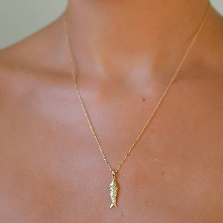 HoopLa - Wholesale Pendant/charm necklace - Lure- 14K Gold Steel Articulated Portuguese Fish Necklace 8
