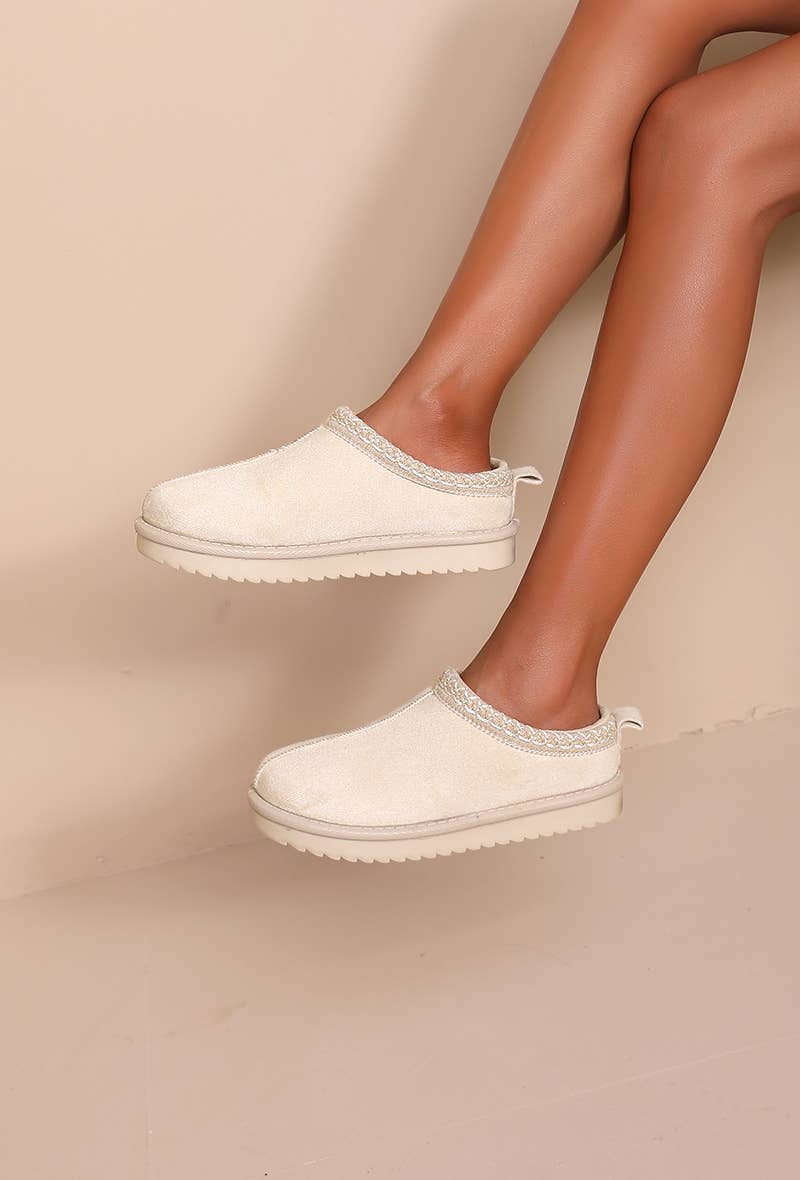 Joia Paris - Wholesale Mules - Women's - Trendy outdoor slippers with CA-22 embroidery17