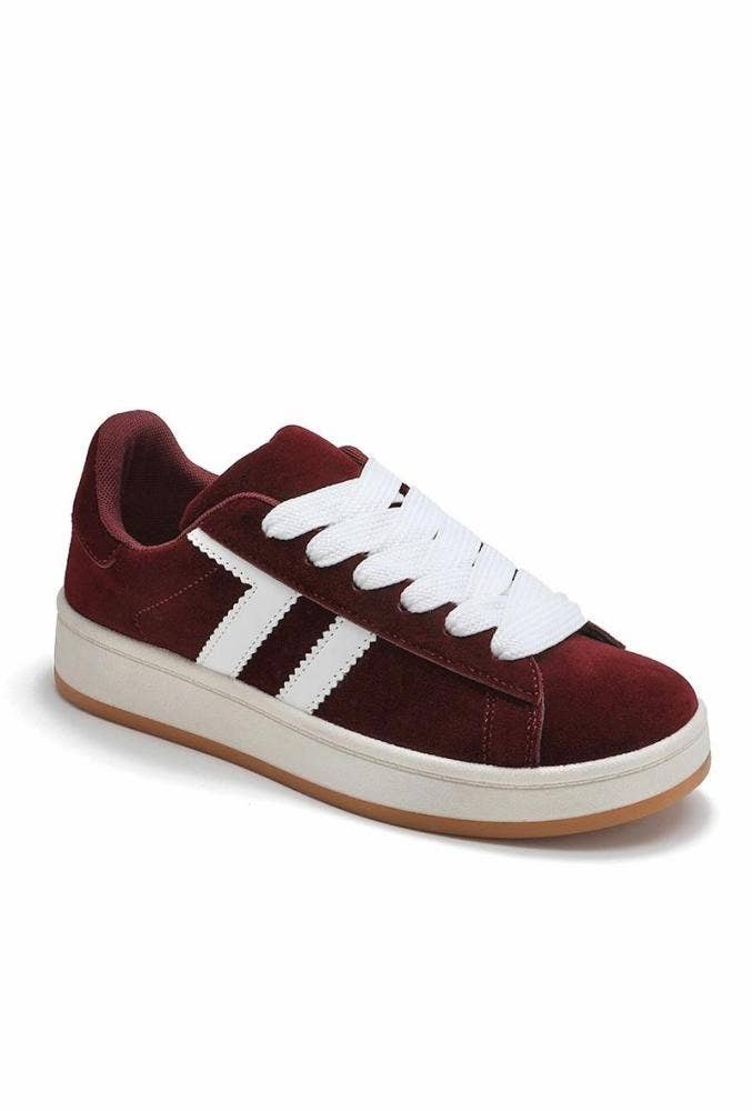 Joia Paris – wholesale Vardagssneakers - Dam – Trendy damsneakers med platt sula, snörning och dubbel rem BM-11012