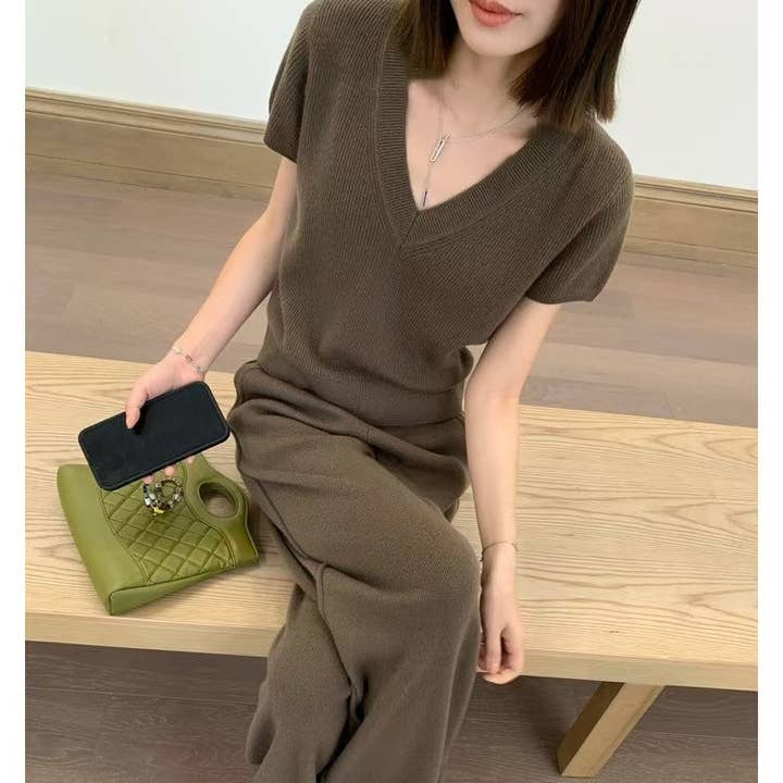 Marayn - Wholesale Top & Pant Set (NOT Loungewear) - Women's - Luxury AutumnWinter Knit Set Chic Sweater VNeck Wide Pants7