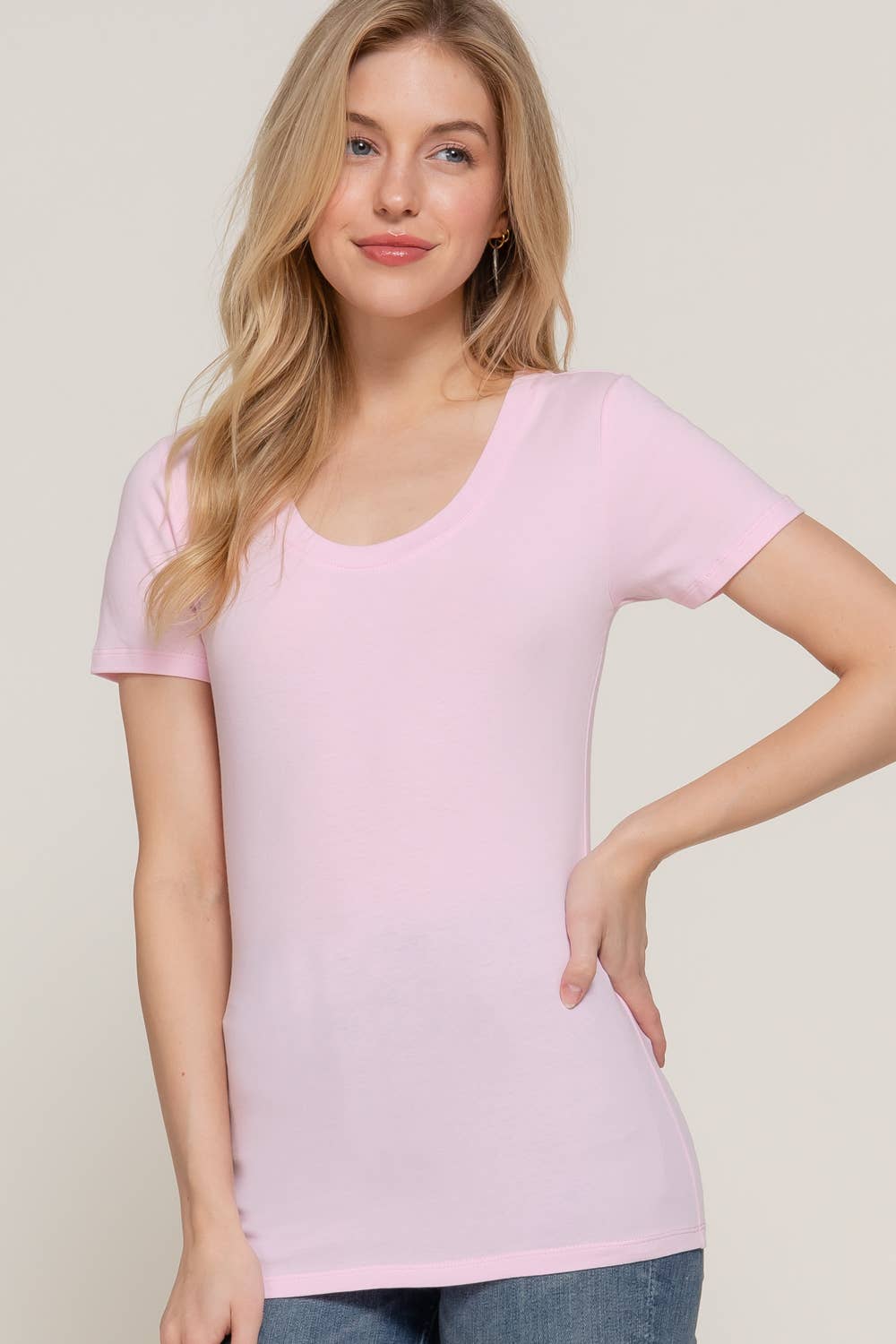 Active Basic | Active USA – Engroshandel T-shirt – til kvinder – Kortærmet top i bomuldstrikot med rund hals16