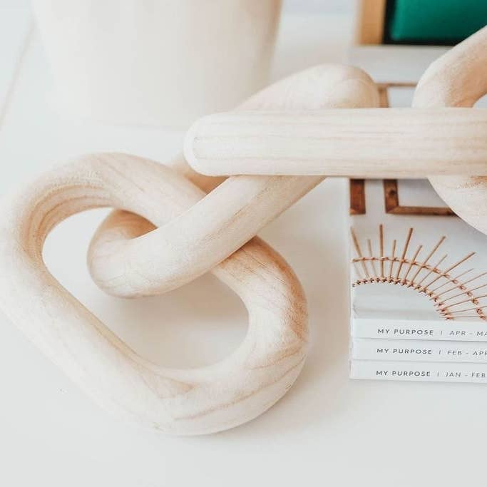 Vine & Nest - Wholesale Decorative Tabletop Object - Hand-crafted Wooden Chains and Rings8