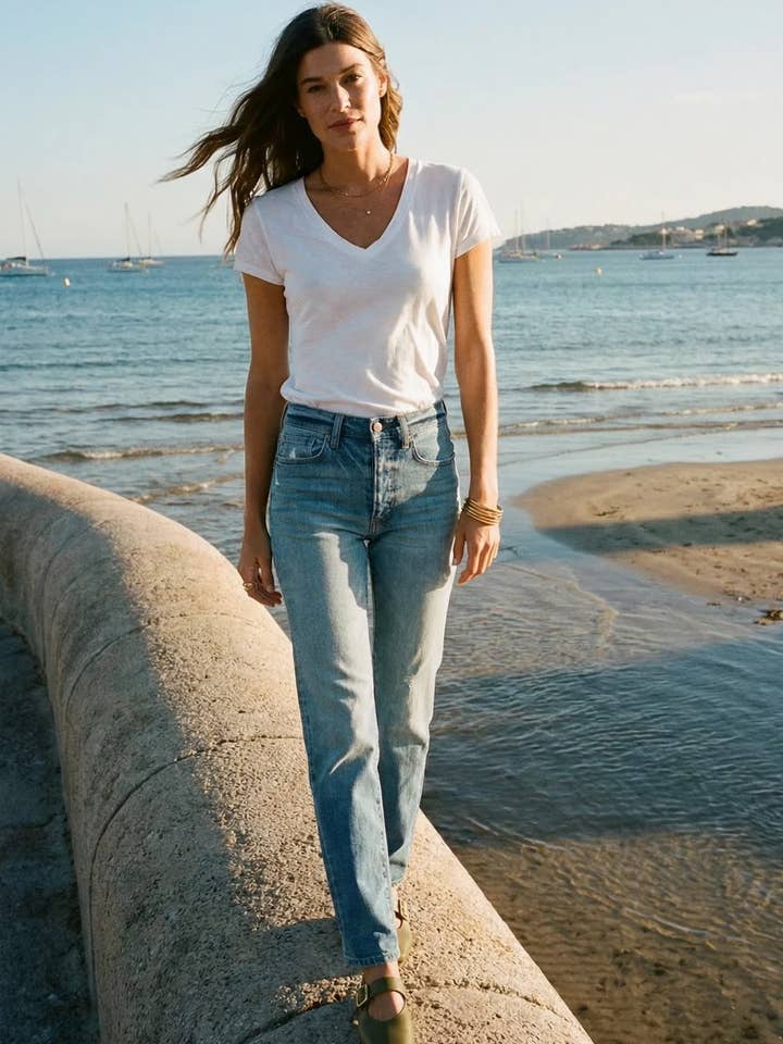 Mulberry High Rise Straight Leg Jean, Classic Blue for wholesale by Oliver Logan