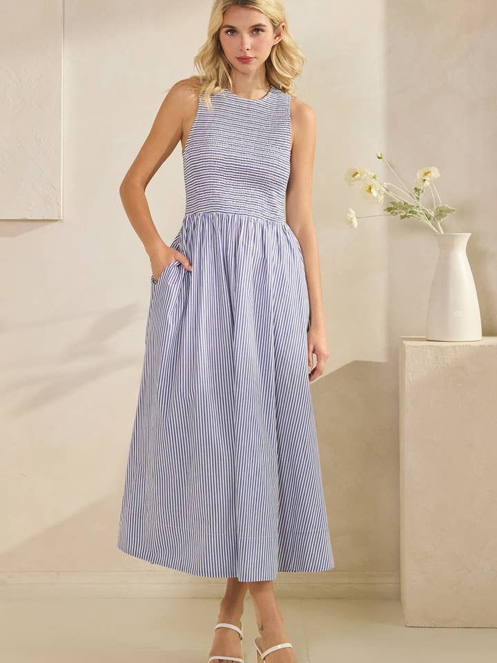 ID-10122-VESTIDO MAXI SIN MANGAS A RAYAS para venta al por mayor de Tres Bien, Inc