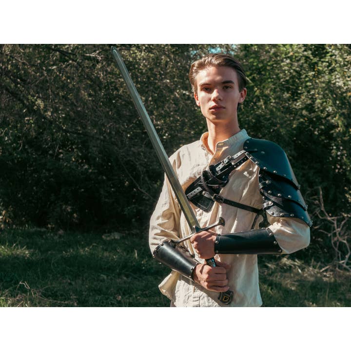 We Geek Together - Wholesale Costume - Men's - Blackthorn Pauldron2