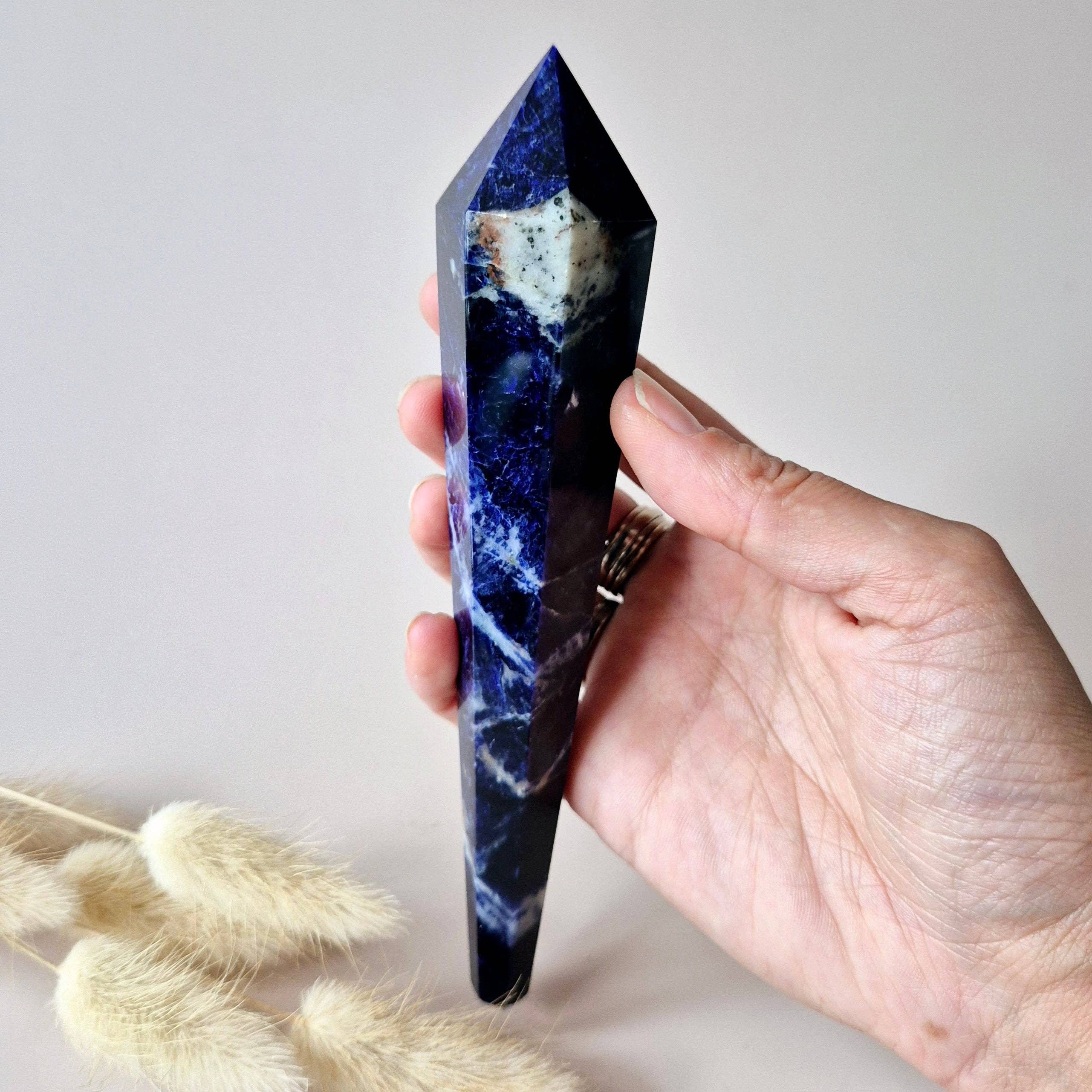 Moonlight Gemstones - Wholesale Spiritual Stone/Crystal - Gemstone Sodalite Scepter Wand 13-15cm high quality!1