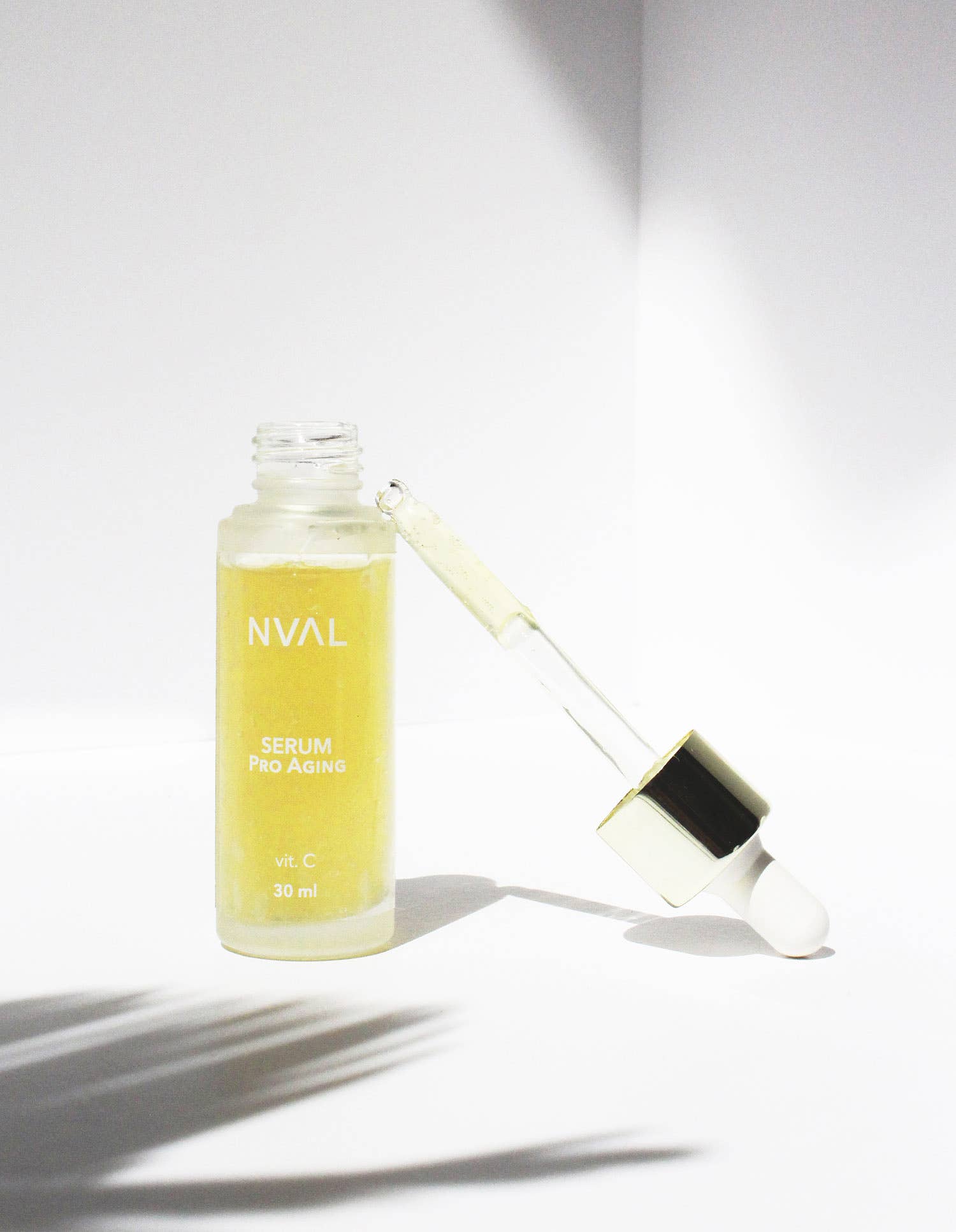 NVAL - Wholesale Facial Serum/Concentrate - Nval Vit. C and Hyaluronic Acid Skincare Serum1