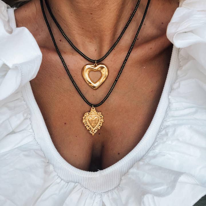 Goupi - Wholesale Pendant/Charm Necklace - Black and gold cord necklace with gold heart1