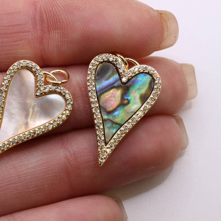 Jewel Pledge - Wholesale Individual Charm/Pendant - Elegant Elongated Heart Pendant with CZ and Shell CPG2542