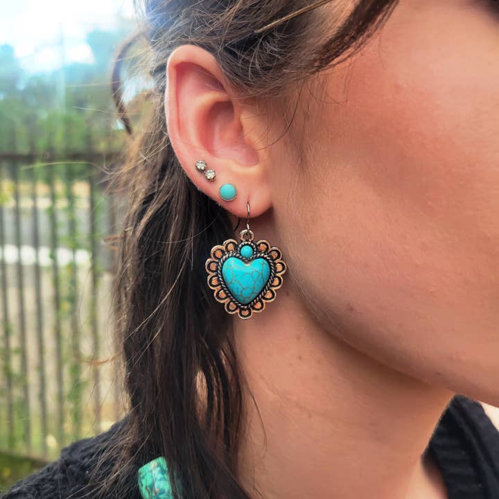 Türkisfarbene Herz-Ohrringe, Silberne Herz-Ohrringe für den Großhandel von Julie Rose Originals