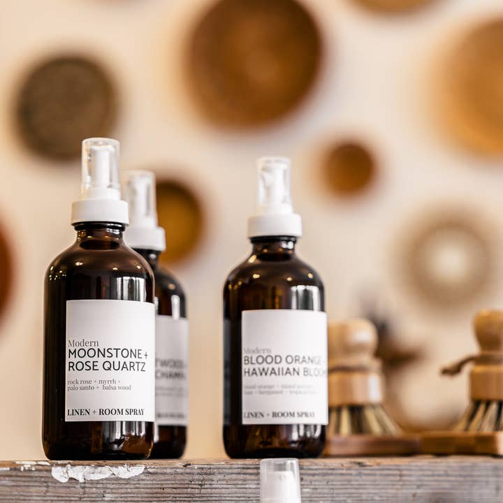 Commande rapide : Lin+Vaporisateur pour la vente par Modern Makers Provisions