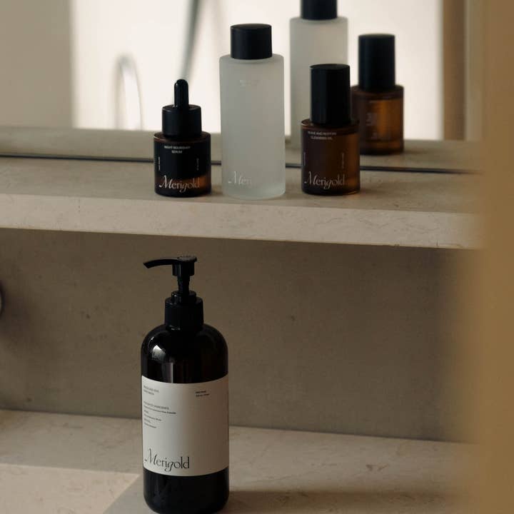 Merigold - Wholesale Facial Cleanser - Revive and Restore Cleansing Oil13