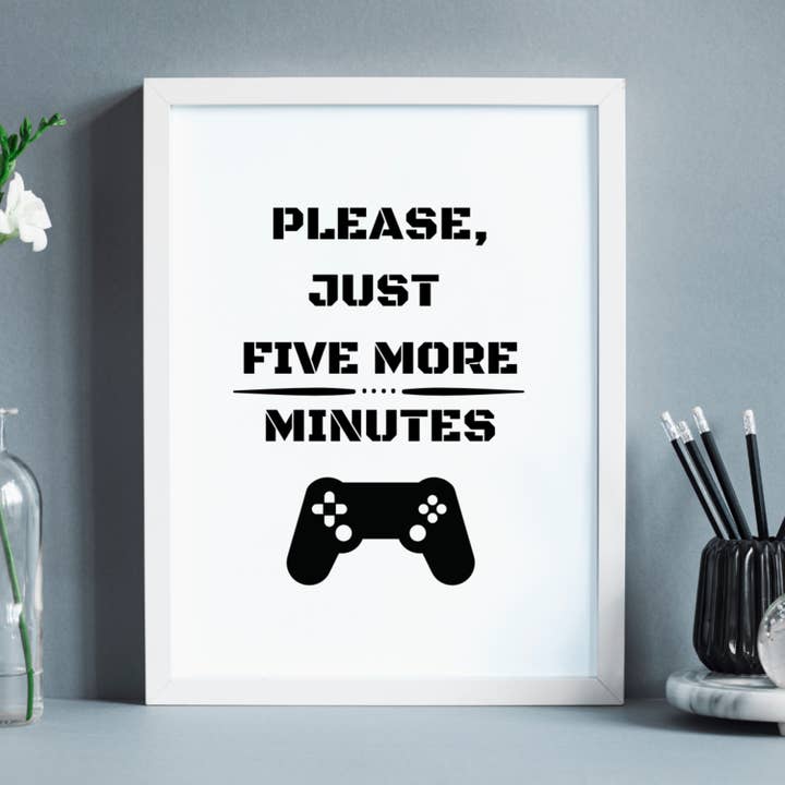 Five More Minutes Print for wholesale by Sankah