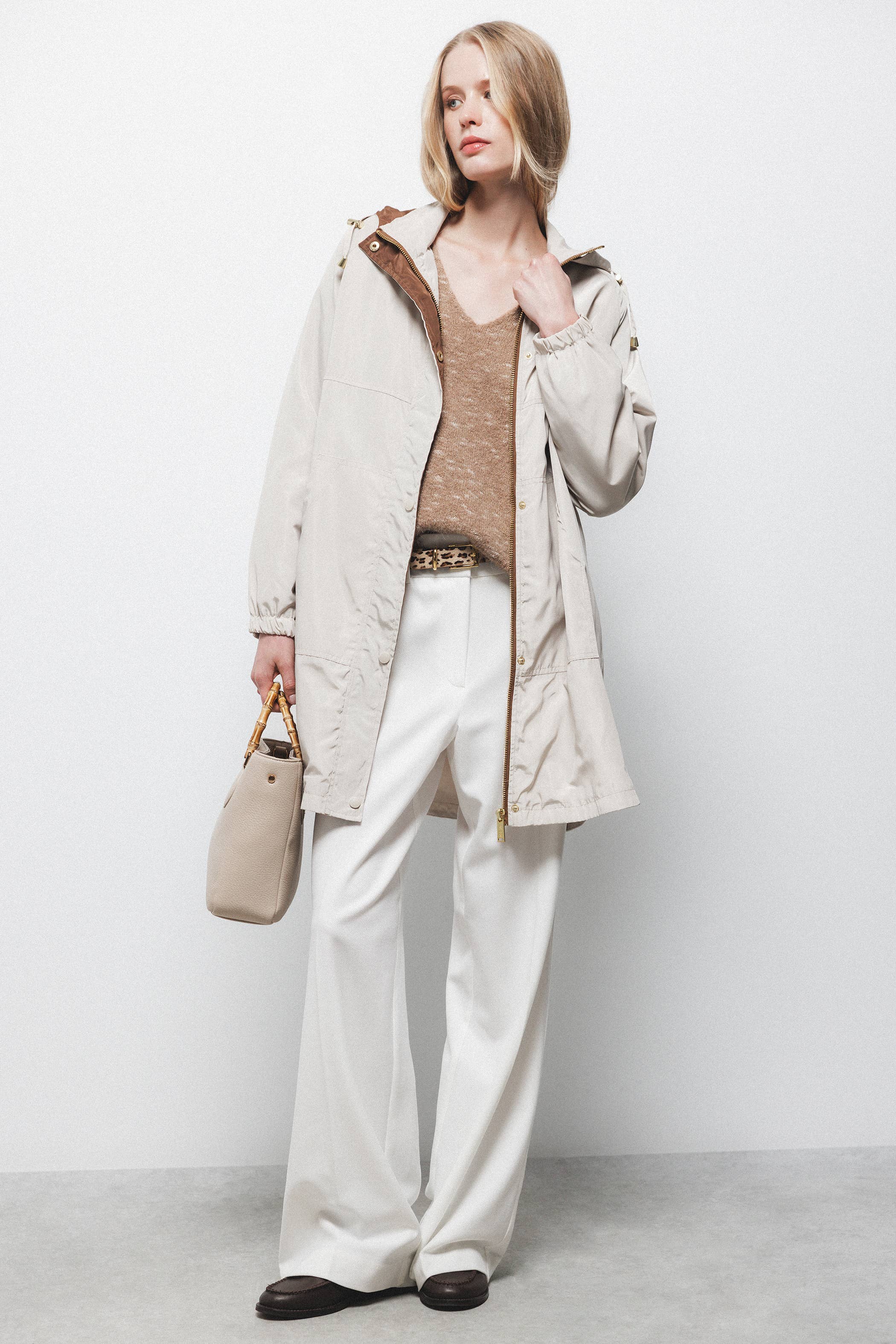 Lanidor - Wholesale Parka - Women's - Hooded Long Parka with Pockets (424532-15)1