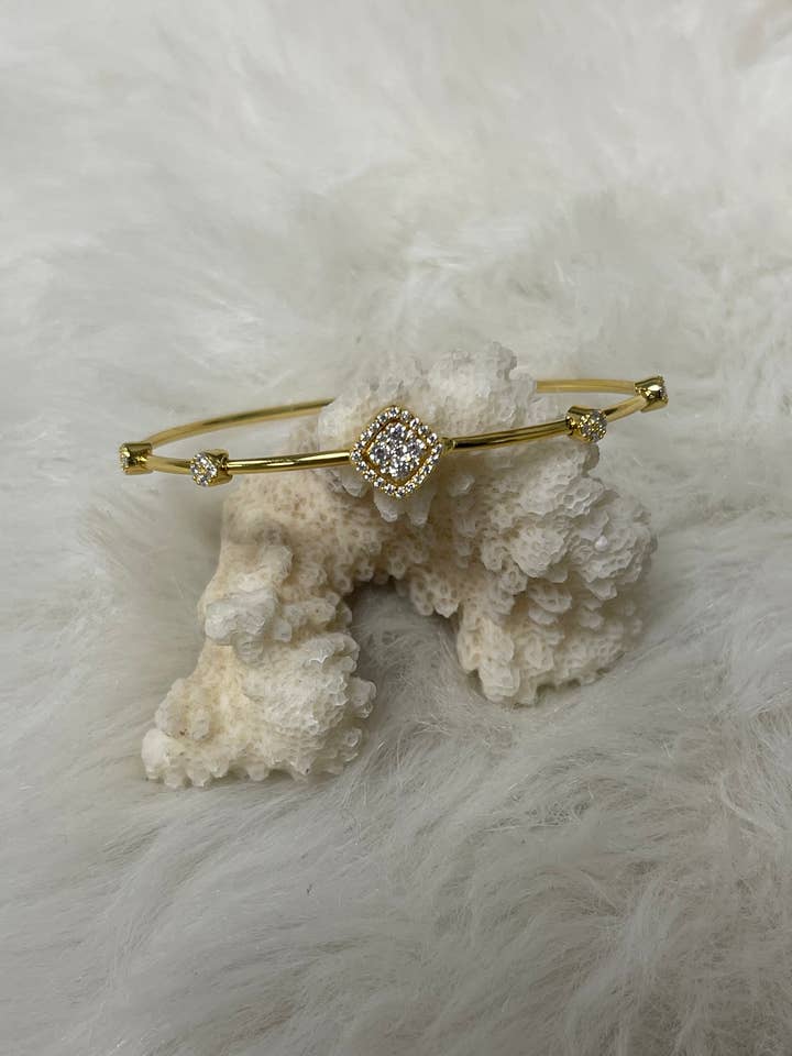 Guldpläterad Silver stapling armband för wholesale av Bella Divina LA