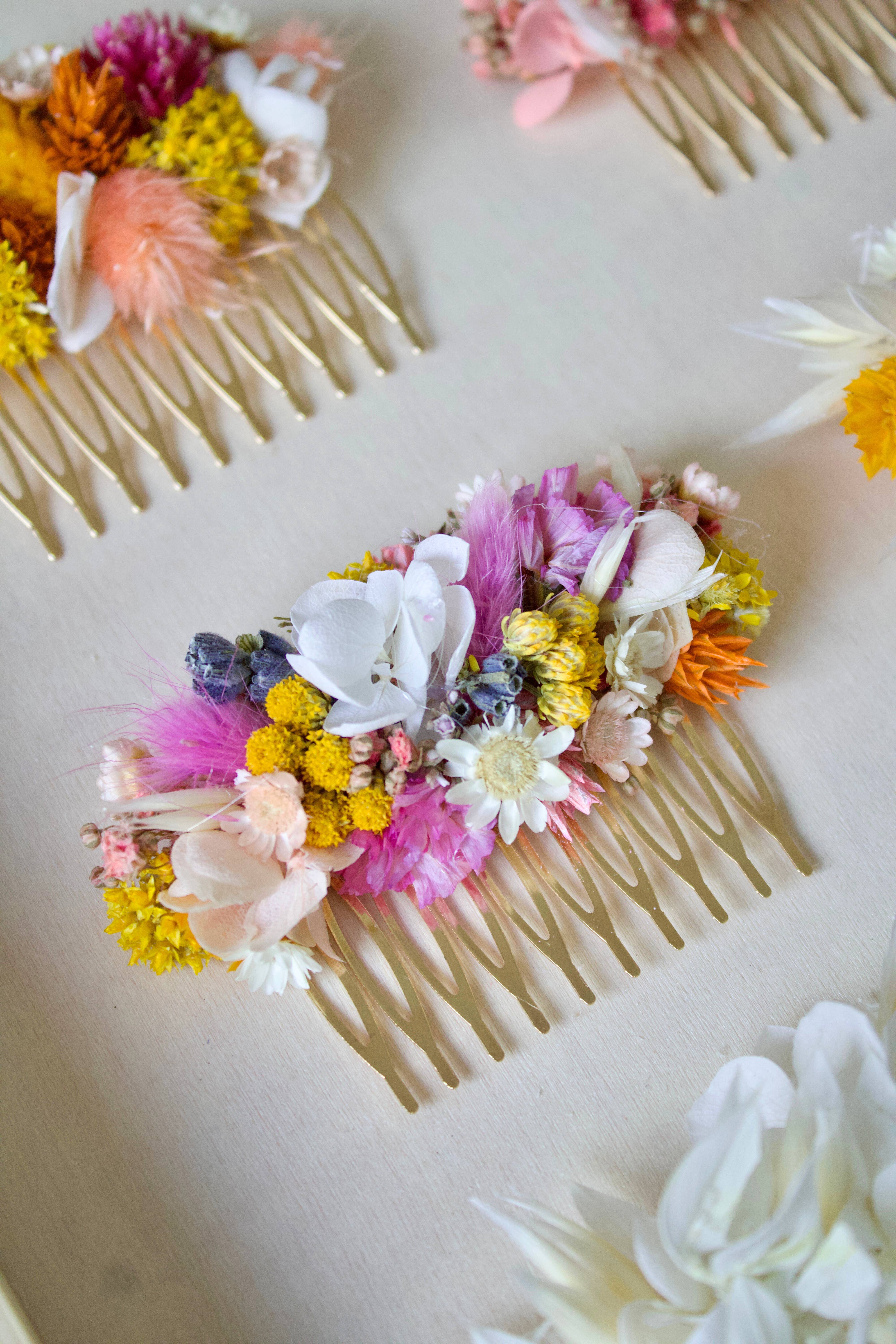 Flower Studio - Wholesale Wedding Card - Dried Flower Hair Comb5