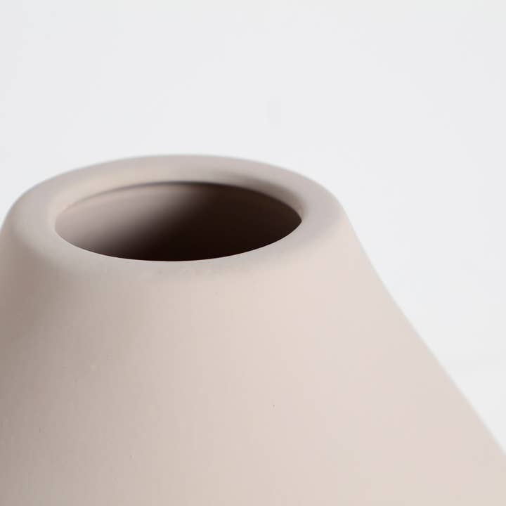 B&B - Wholesale Vase - Stella Vase, Ceramic, Cream Color, 30X30X36cm1