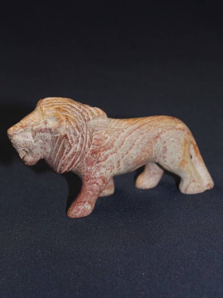 Lion medium - soapstone for wholesale by polanski speckstein