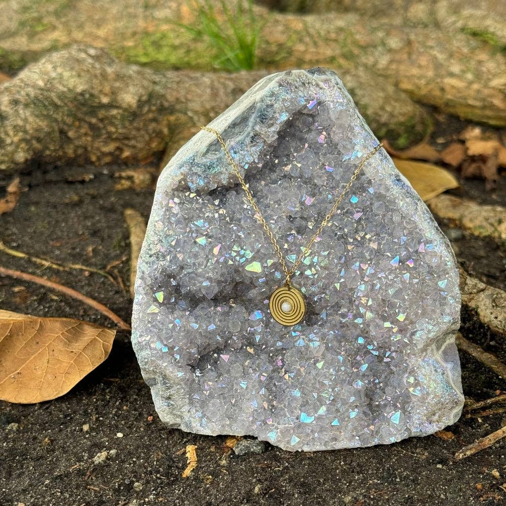 Earths Elements Wholesale - Wholesale Pendant/Charm Necklace - Necklace - Spiral Moonstone, Gold1