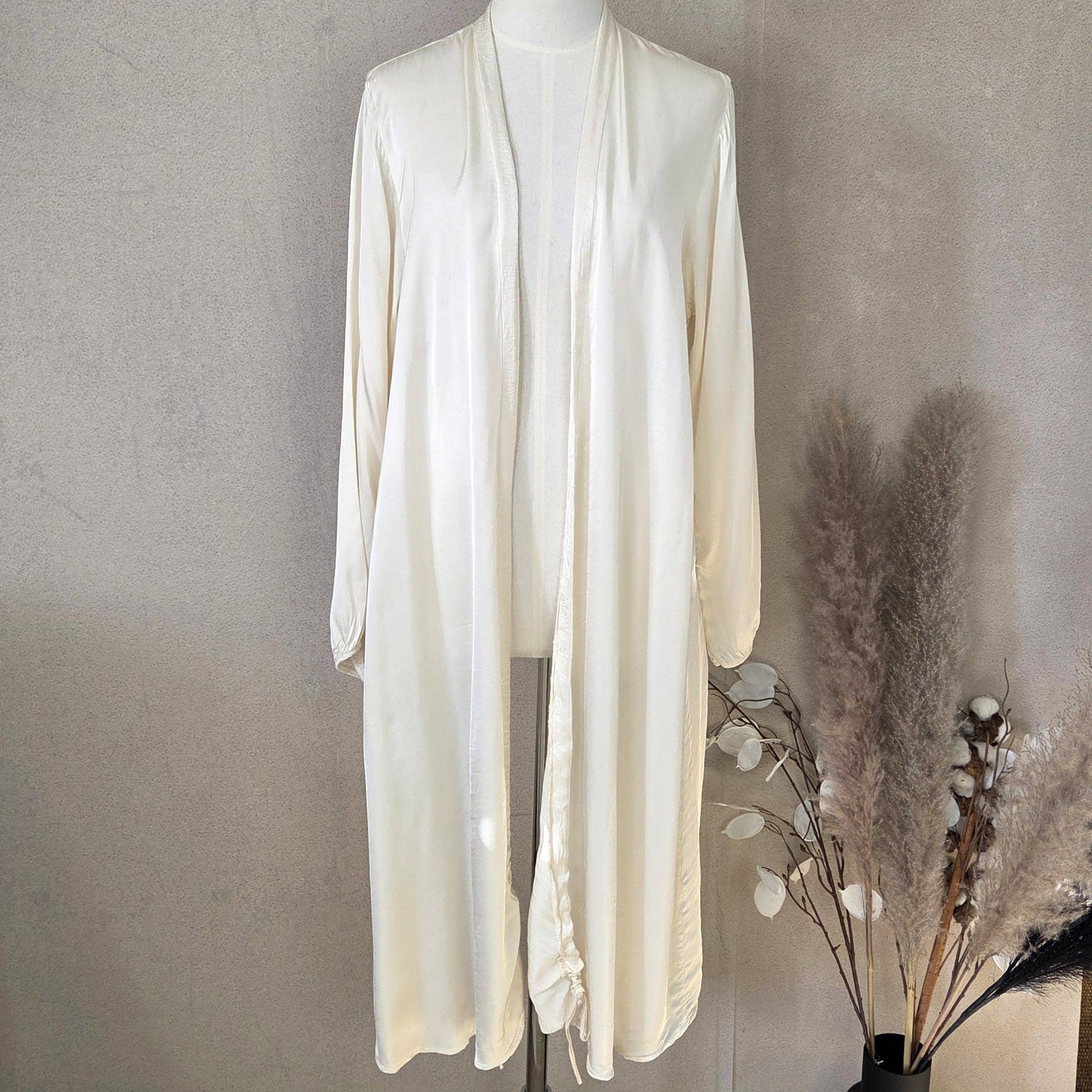 Tempest Designs - Venta al por mayor Kimono - Mujer - Sobrecamisa estilo kimono de mezcla de seda con detalle de cordón en la parte delantera (M)3