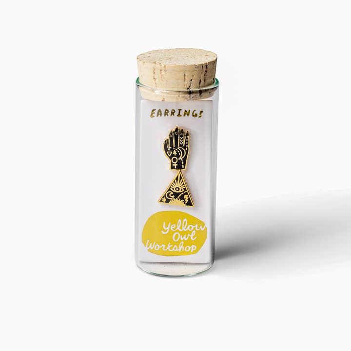 Yellow Owl Workshop – Brincos de pino por atacado – Brincos Mystic Powers - Brincos Gold Witchy Goth Statement Studs1