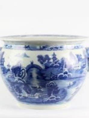Schüssel, Chinoiserie Blau & Weiß, Kanton-Gartenszene für den Großhandel von The French Bee & Co