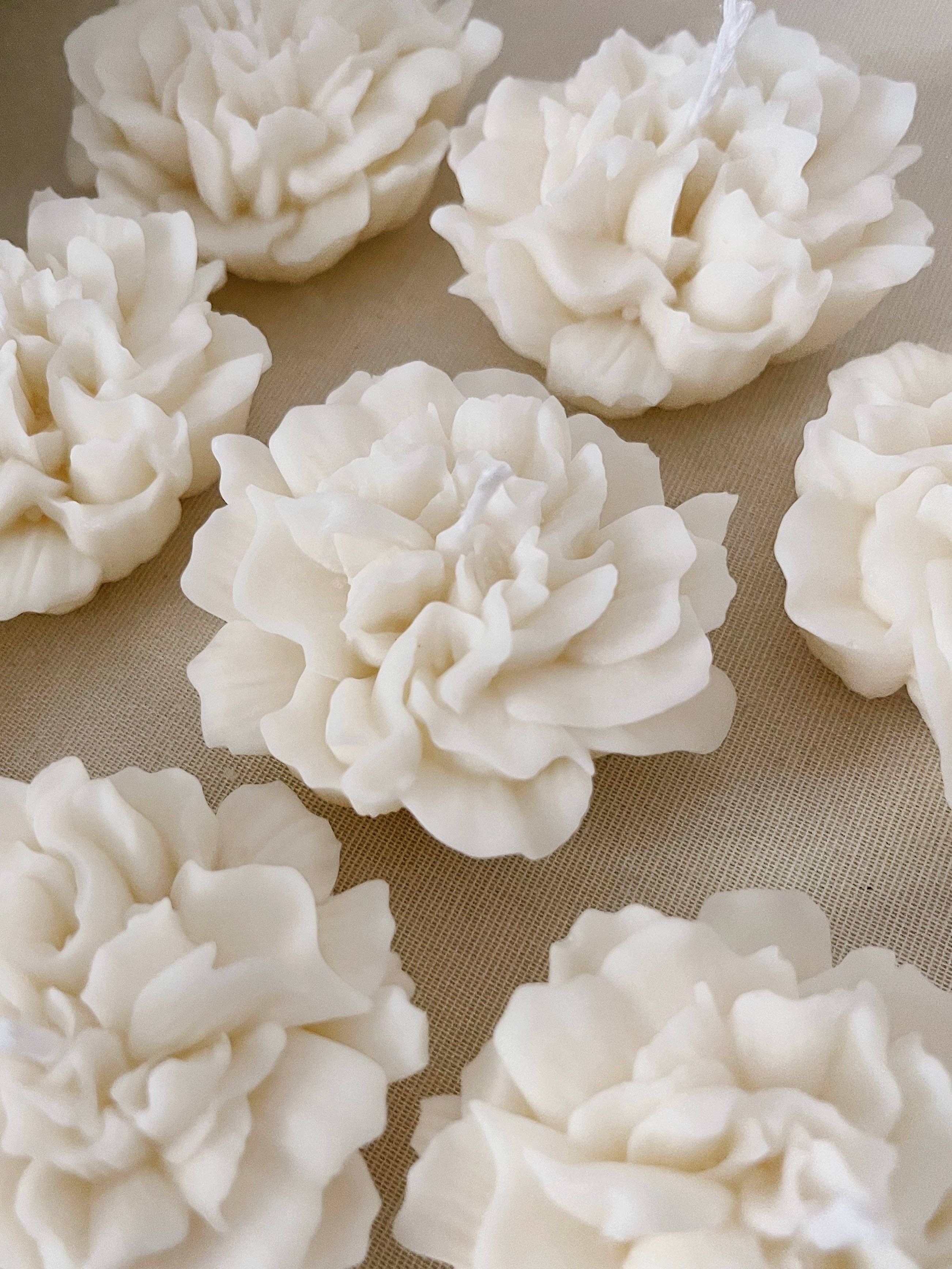 Hi Sunday Collective - Wholesale Novelty Candle - Pelham Hand-Poured Soy Wax Novelty Candle4