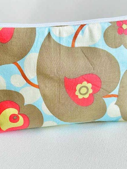 Cosmetic Bag ZIPPER POUCH. Essential oil storage. Makeup bag for wholesale by edeenut