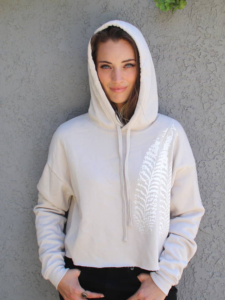 Sweat à capuche en molleton plume pour la vente par Blonde Peacock