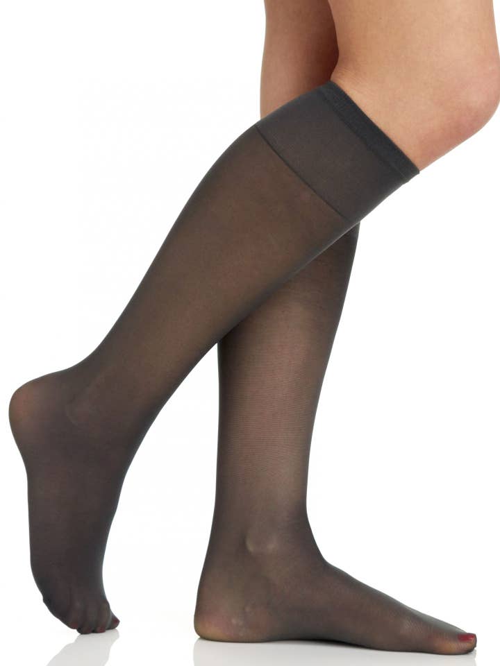 Berkshire - Wholesale Socks - Women's - 3 Pair Pack Queen All Day Sheer Knee High - 6729