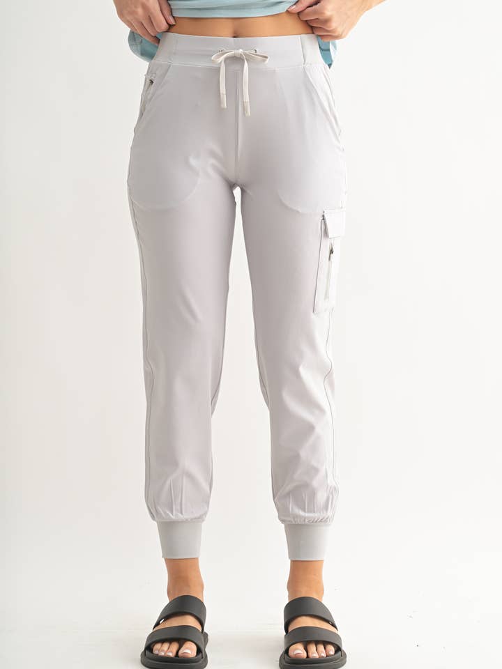 Mono B - Wholesale Athletic Sweatpants/Joggers - Women's - High-Waisted Capri Active Joggers with Pockets