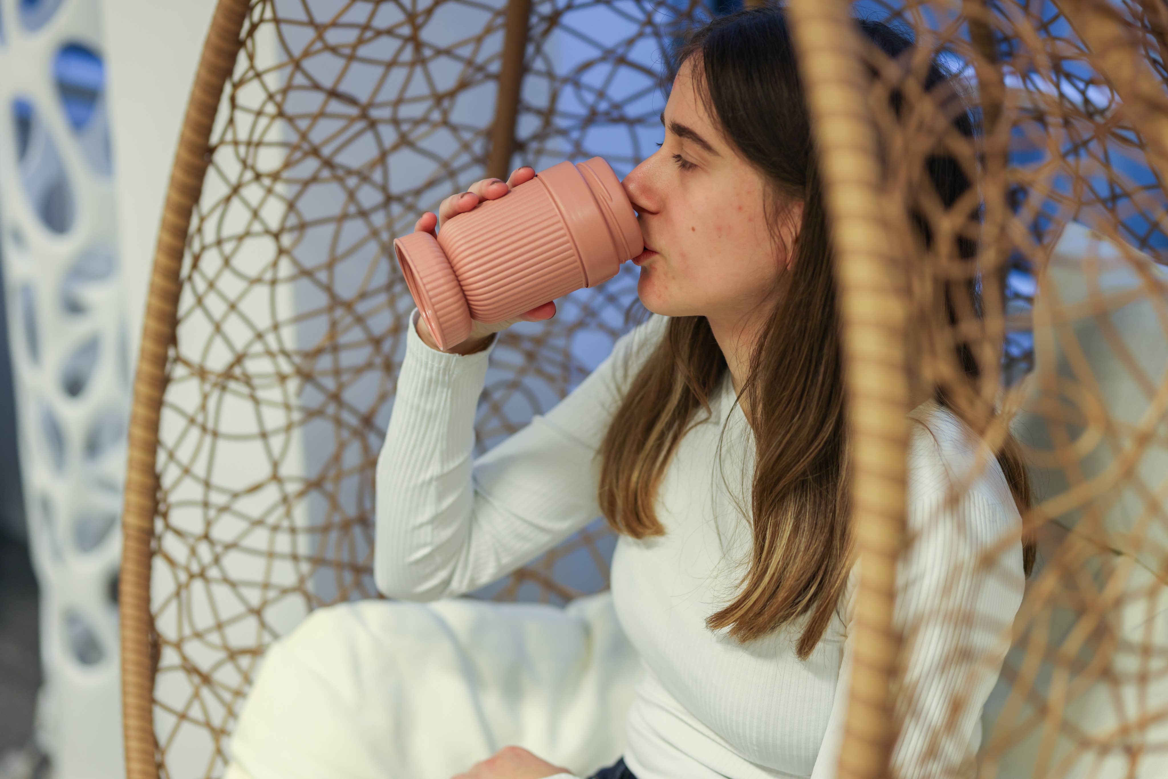 Bini – copos e garrafas térmicas por atacado – Bini Mug blush – copo reutilizável em material bio-based3