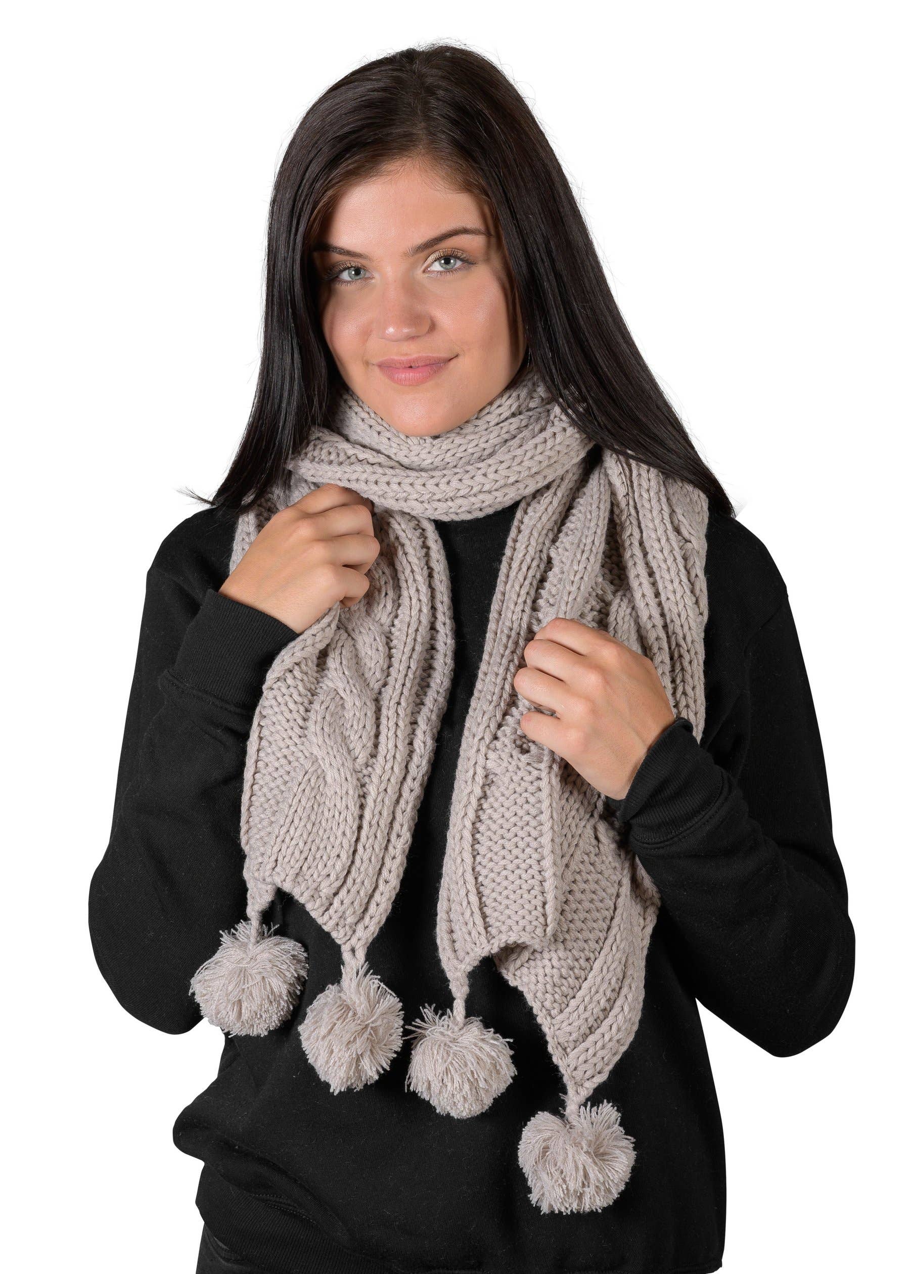 LATTELOVE - Wholesale Scarf - Women's - Cozy Textured Cable pom pom  Scarf4